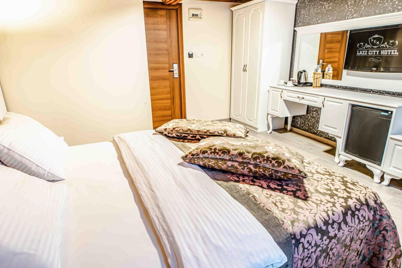 Lazz Otel